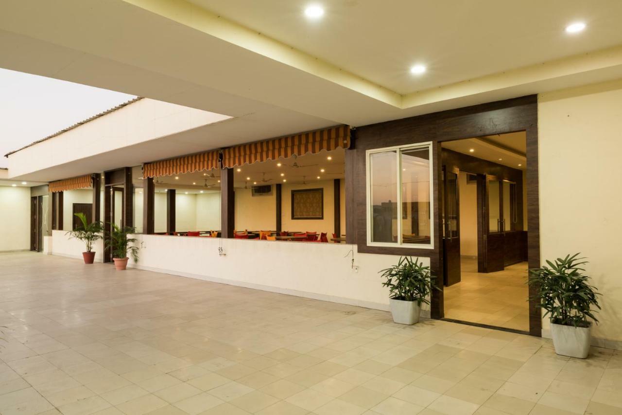 Hotel Drishti,Бхопал Экстерьер фото
