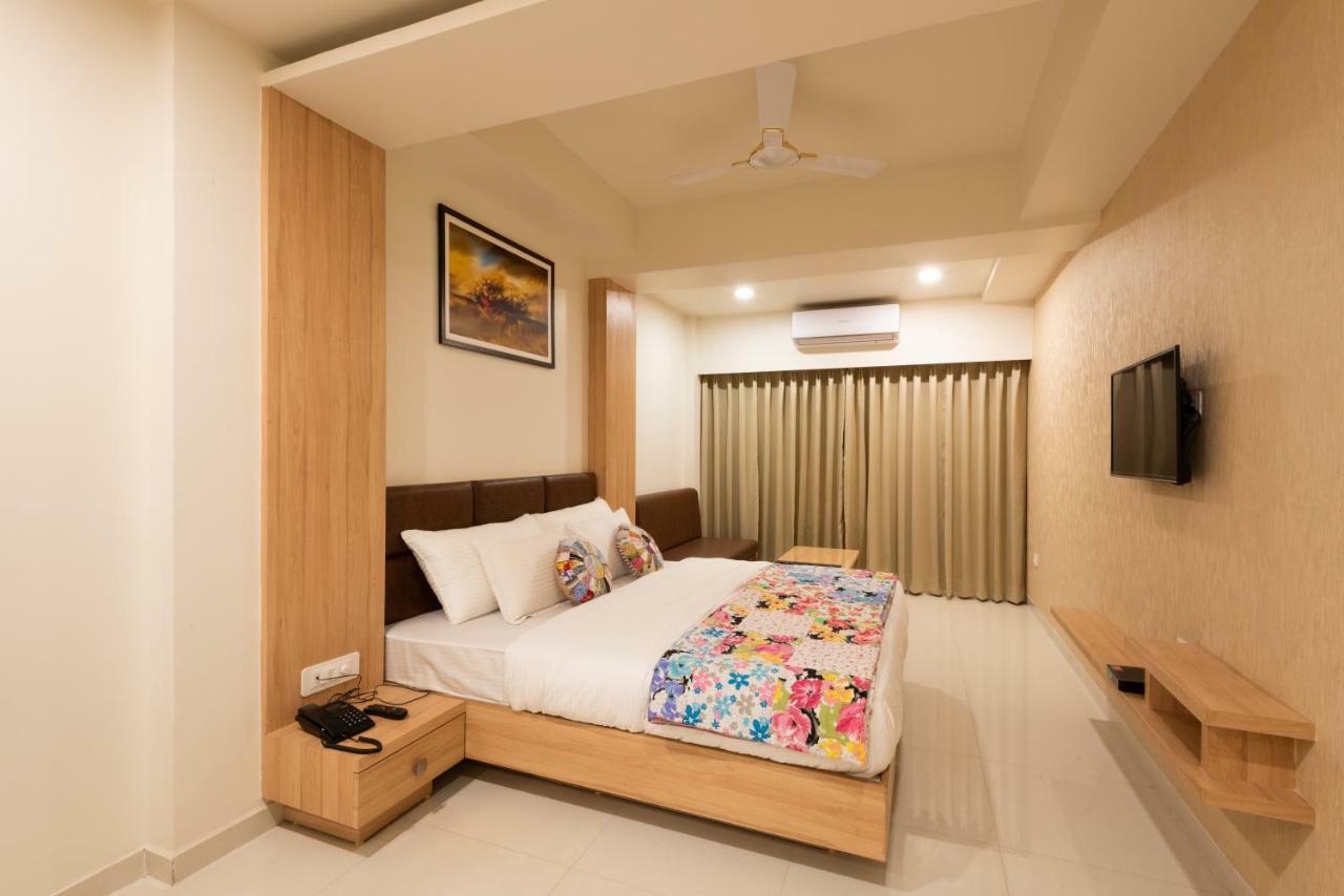 Hotel Drishti,Бхопал Экстерьер фото