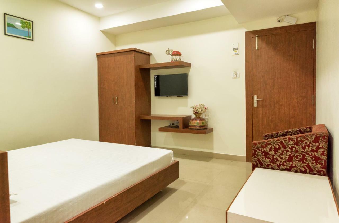 Hotel Drishti,Бхопал Экстерьер фото