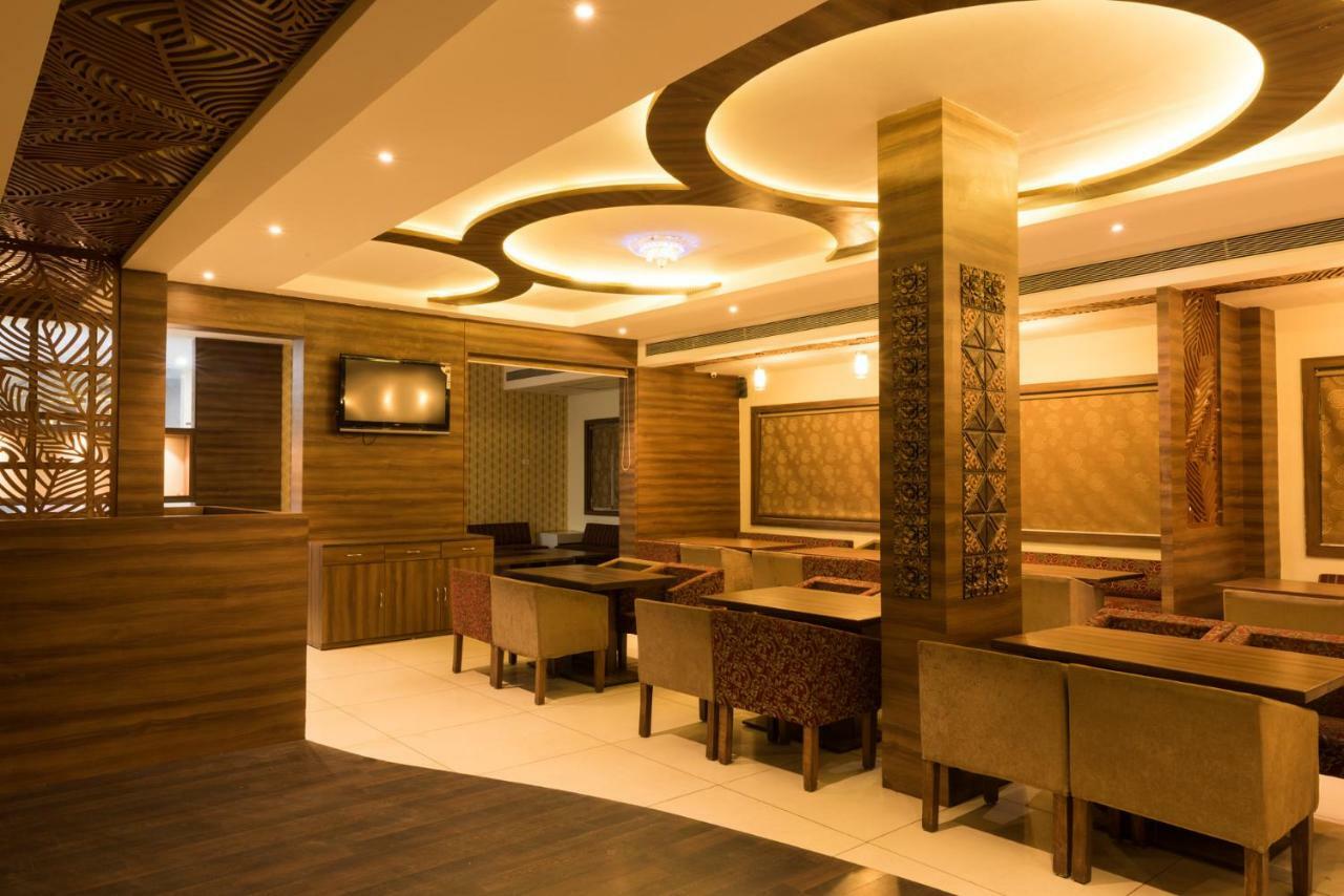 Hotel Drishti,Бхопал Экстерьер фото