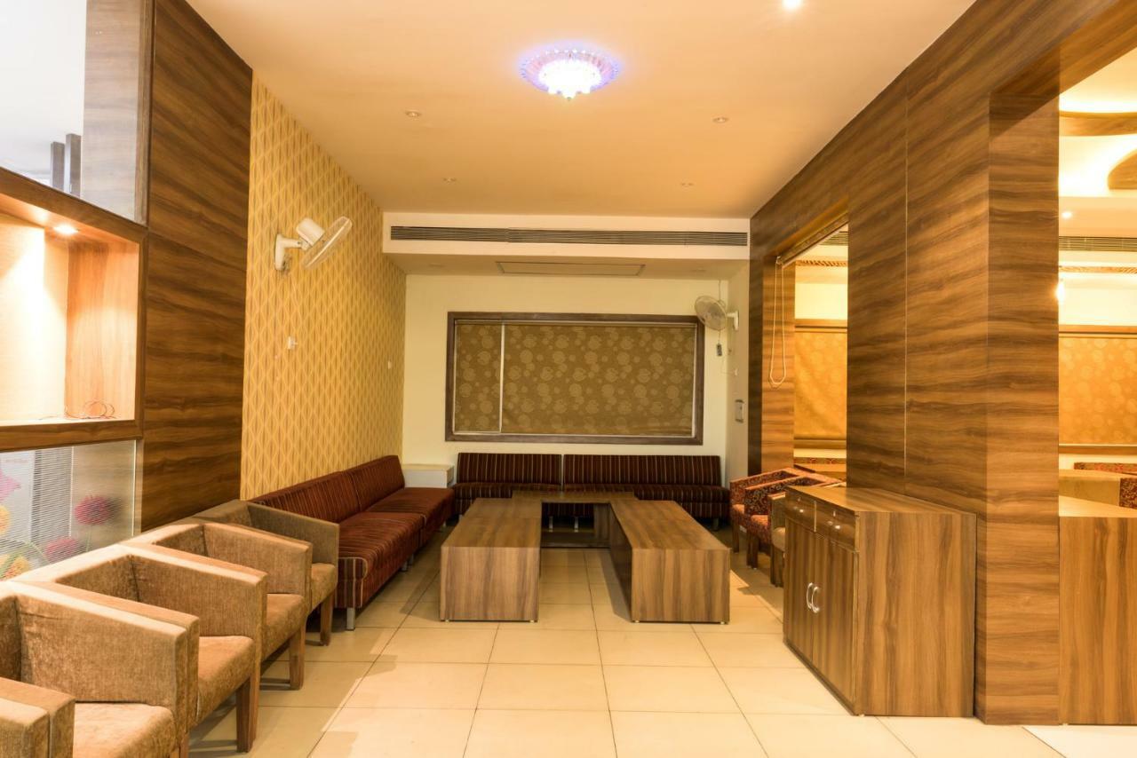 Hotel Drishti,Бхопал Экстерьер фото